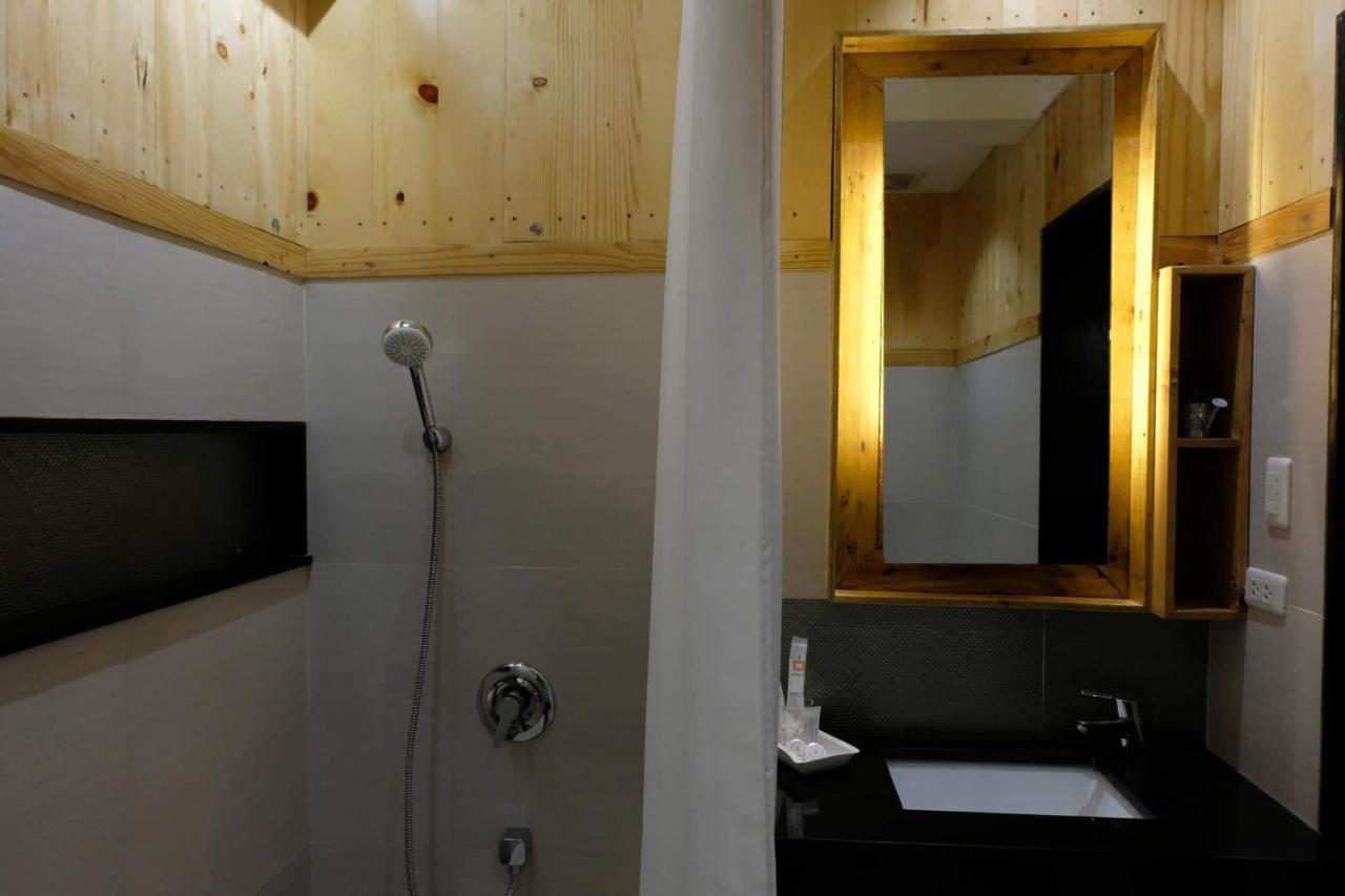 Feel Deep Dive Resort Lapu-Lapu City Esterno foto